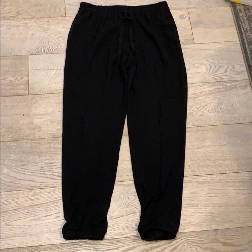 Aritzia black joggers
